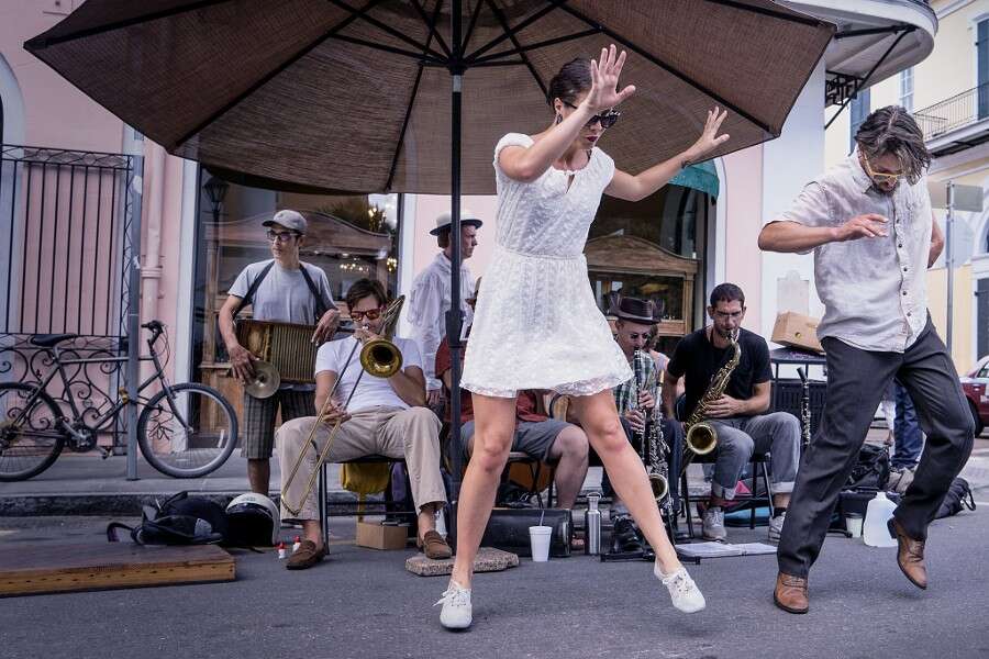 dancing in street new orleans