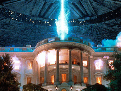 Iconic White House Explosion Scene in Independence Day - Thrillist