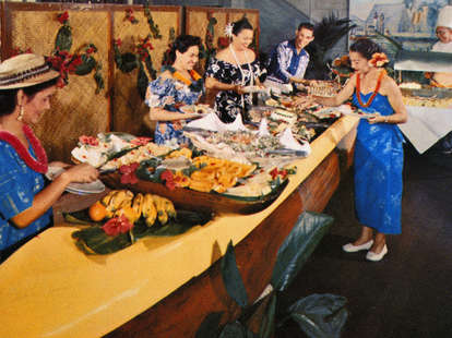 1965 postcard, traditional Hawaiian feast