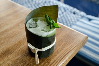 Mezcaleria Las Flores