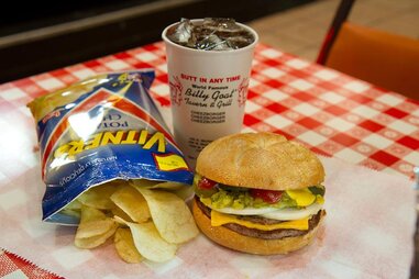 Chicago History Burger Restaurants Who Invented The Hamburger Thrillist