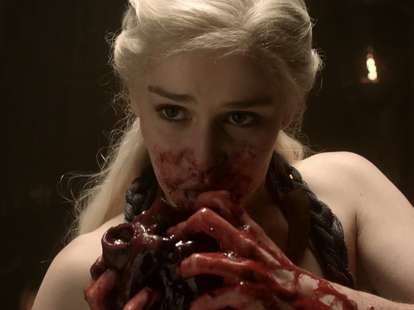 Daenerys eating horse heart, Game of Thrones