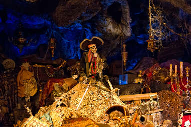 Pirates of the Caribbean ride