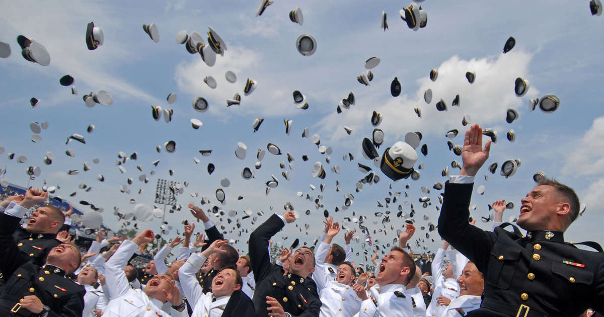 Navy Alcohol Policy Relaxed for US Navy Sailors Thrillist