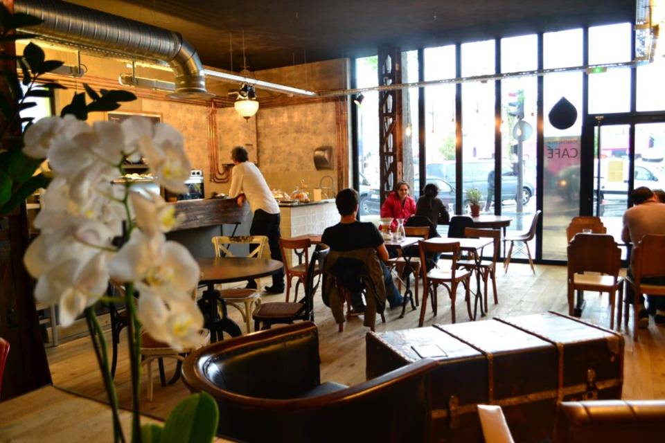 The 21 Best Coffee Shops In Paris Thrillist