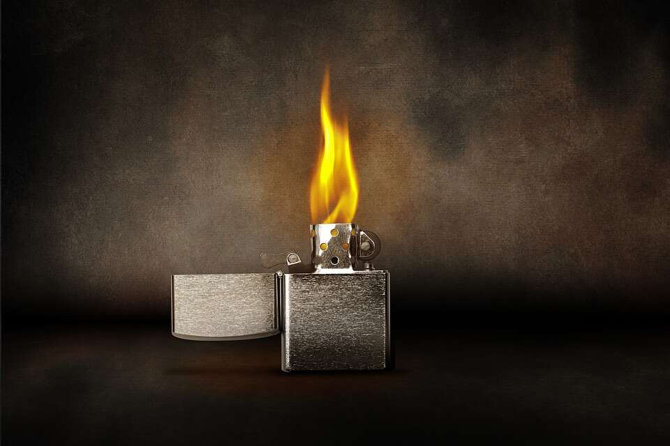 silver zippo lighter