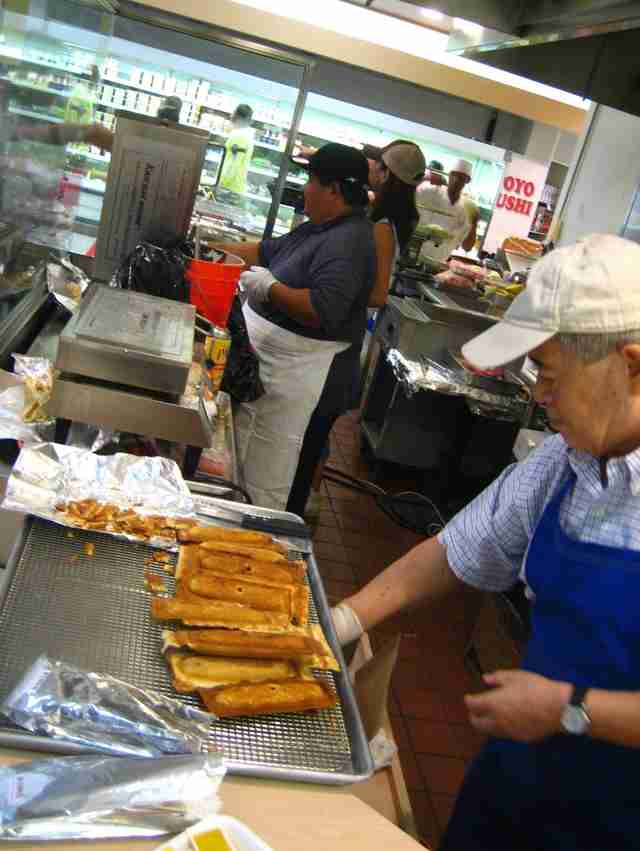 KC Waffle Dogs: The Real Hot Dog Heritage of Honolulu - Thrillist