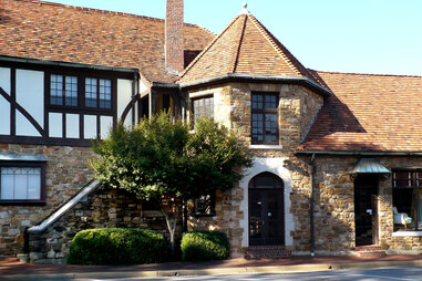 Mountain Brook Alabama