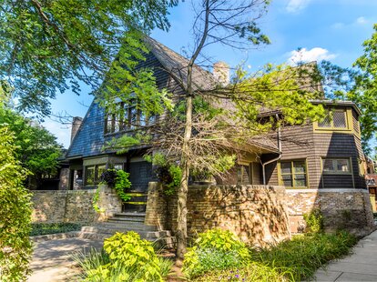Frank Lloyd Wright Home & Studio