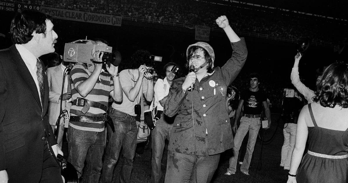 Disco Demolition Night & Chicago White Sox History - Thrillist