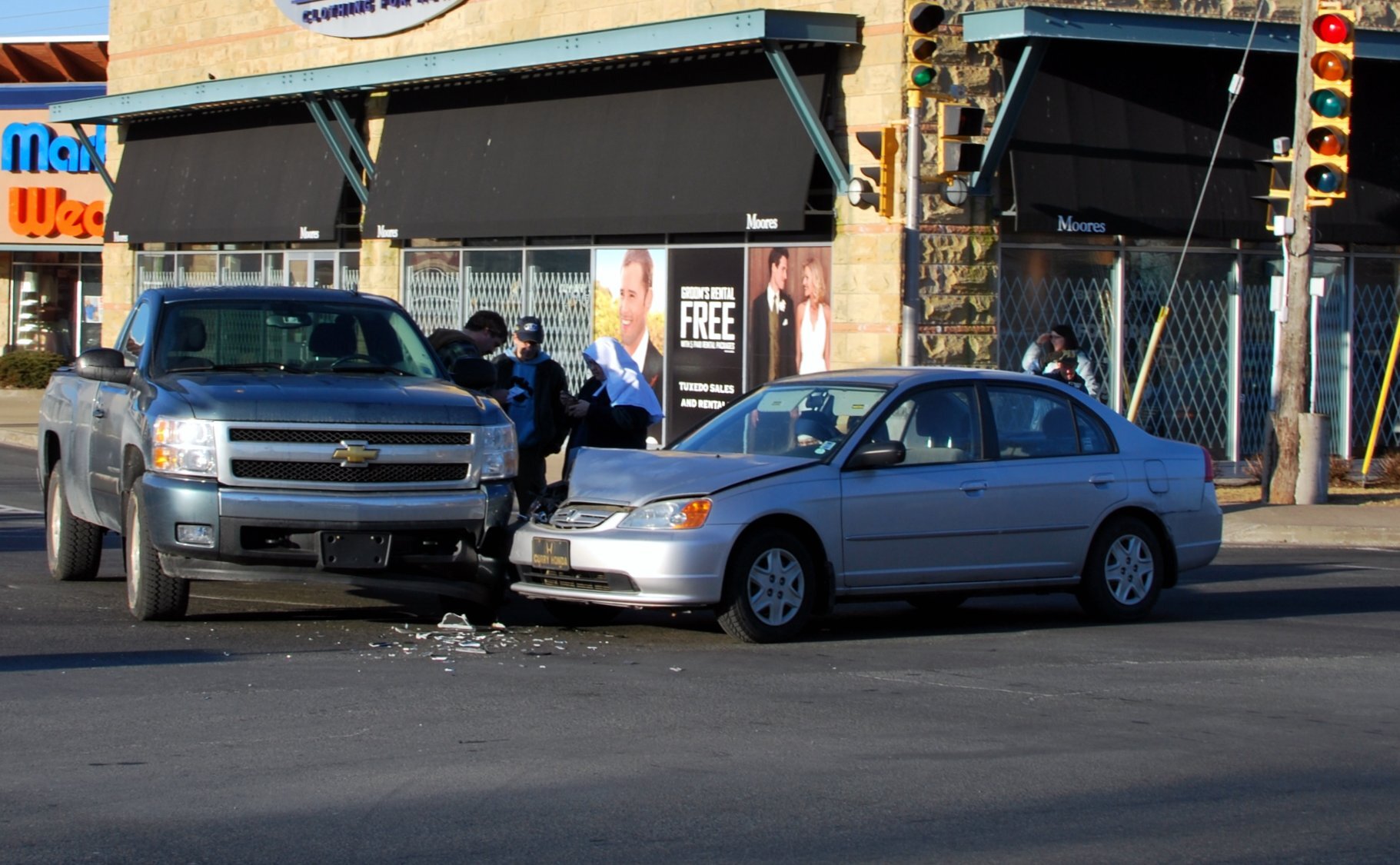 Minor fender benders still require witnesses