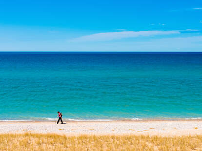 Best Beaches Along The Great Lakes Thrillist