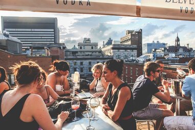 Terrasse sur l’Auberge Montreal