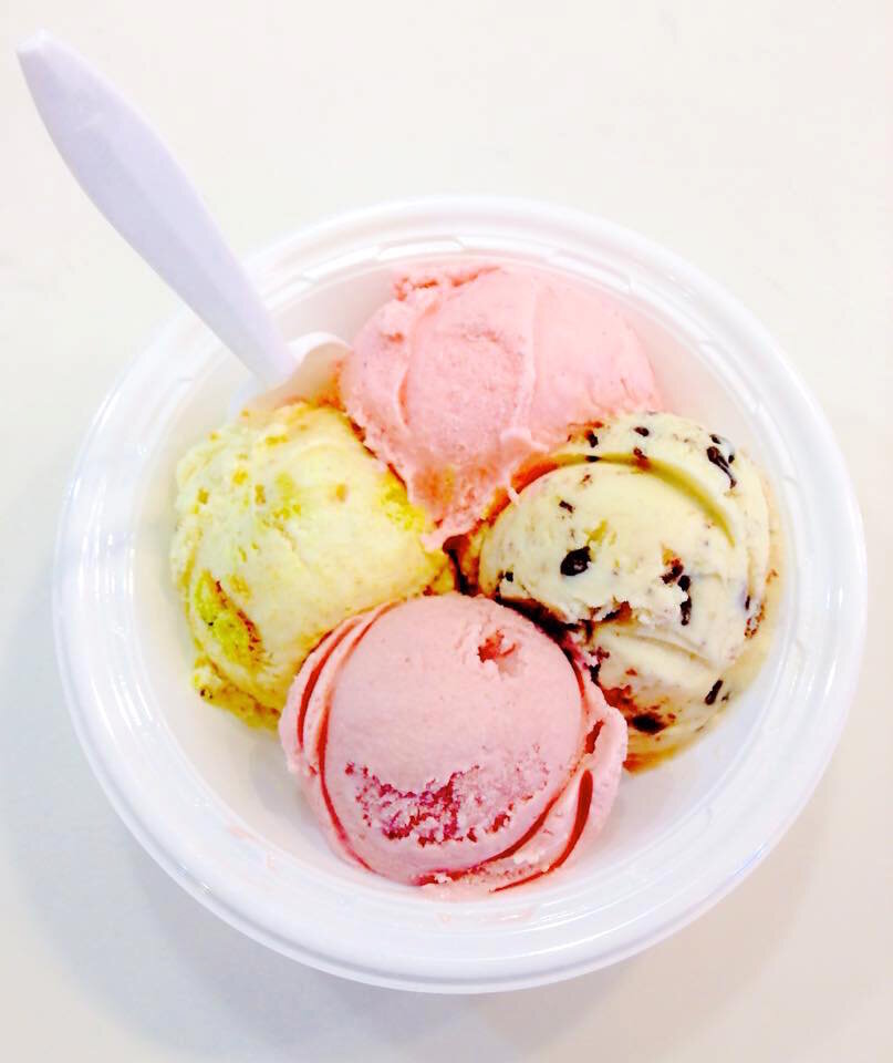 TED & WALLY’S PREMIUM HOMEMADE ICE CREAM