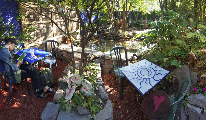 Café Santropol Montreal