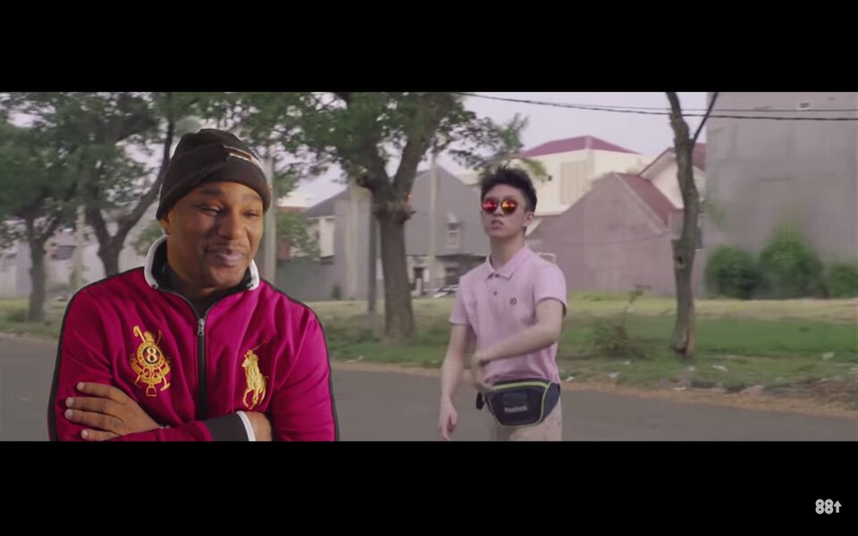 Random Chigga Rich Chigga Reaction Video Features Famous Rappers - Thrillist
