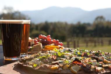blue mountain brewery pizza