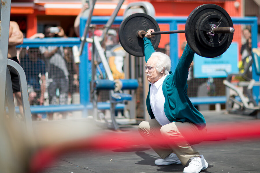 Old Man Strength At Muscle Beach 