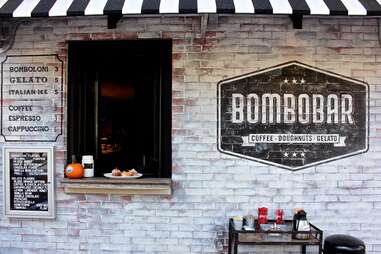 Bombobar