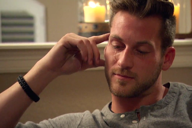 chase cries bachelorette hometown with jojo