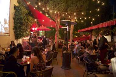 The Best Bars and Places to Drink Outside in Los Angeles - Thrillist