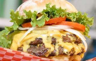 Teddy's Bigger Burger