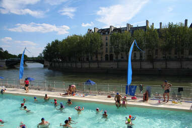 swimming plage