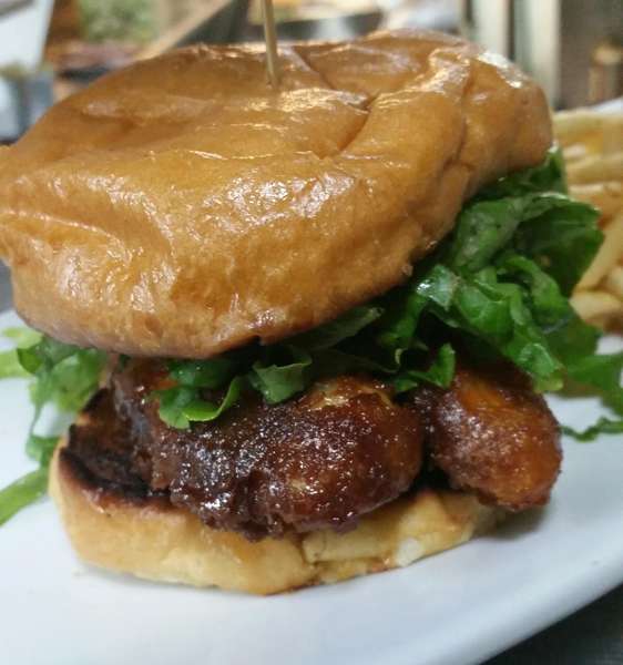 Pint + Jigger A Bar in Honolulu, HI Thrillist