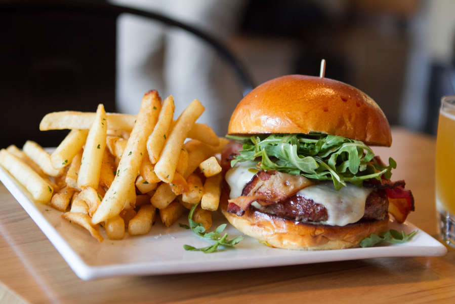 Best Burgers in Los Angeles to Try Right Now Thrillist