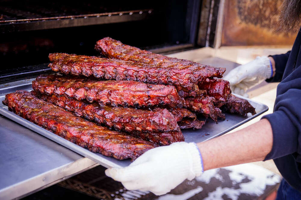 How to Smoke Meat: Guide to Cooking With a Smoker - Thrillist