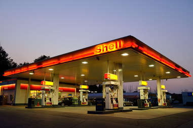A Shell station, featuring Top Tier Gasoline