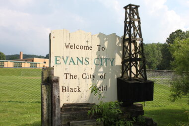 Evans City