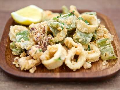 fried calamari squid