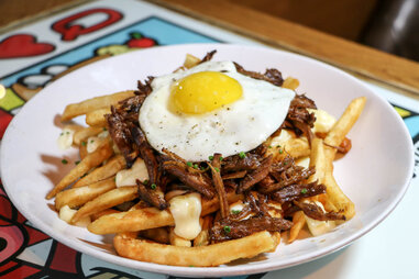 Holsteins Shakes and Buns