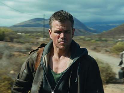 Jason Bourne with bag over his shoulder