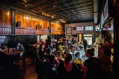 Thomas Magee’s Sporting House Whiskey Bar