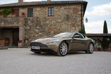 2017 Aston Martin DB11