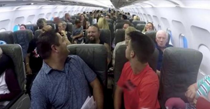 airplane-rules-applause-on-arrival-is-never-okay-thrillist