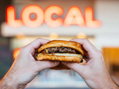 Tucker’s Onion Burgers