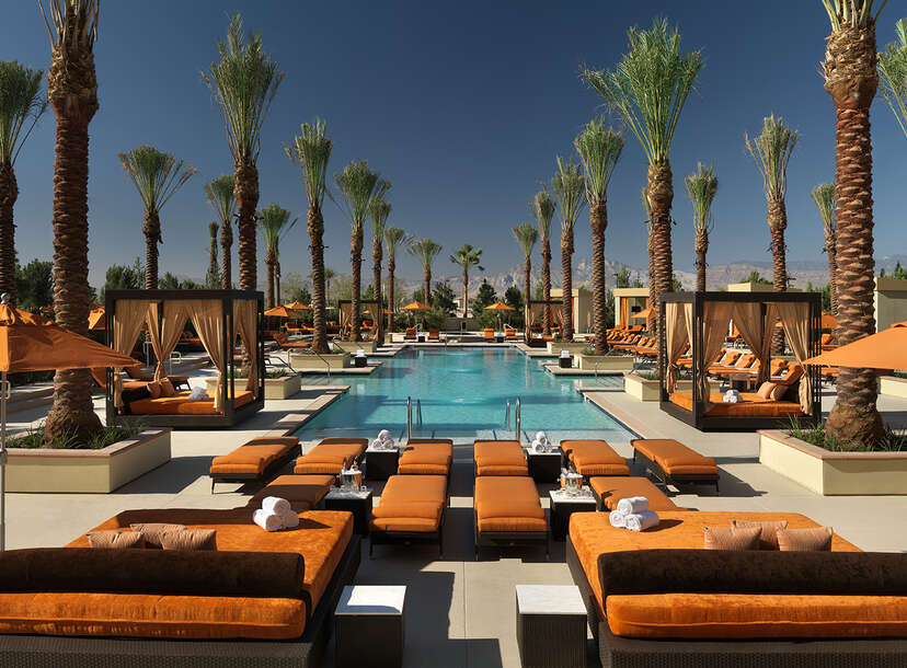 Las Vegas's Most Amazing Hotel Pools  Coolest Hotel Pools in Las Vegas -  MiniTime