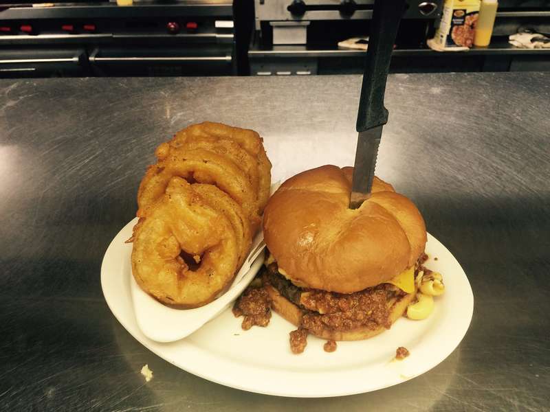 Toms Burgers & Grill A Restaurant in Arlington, TX Thrillist