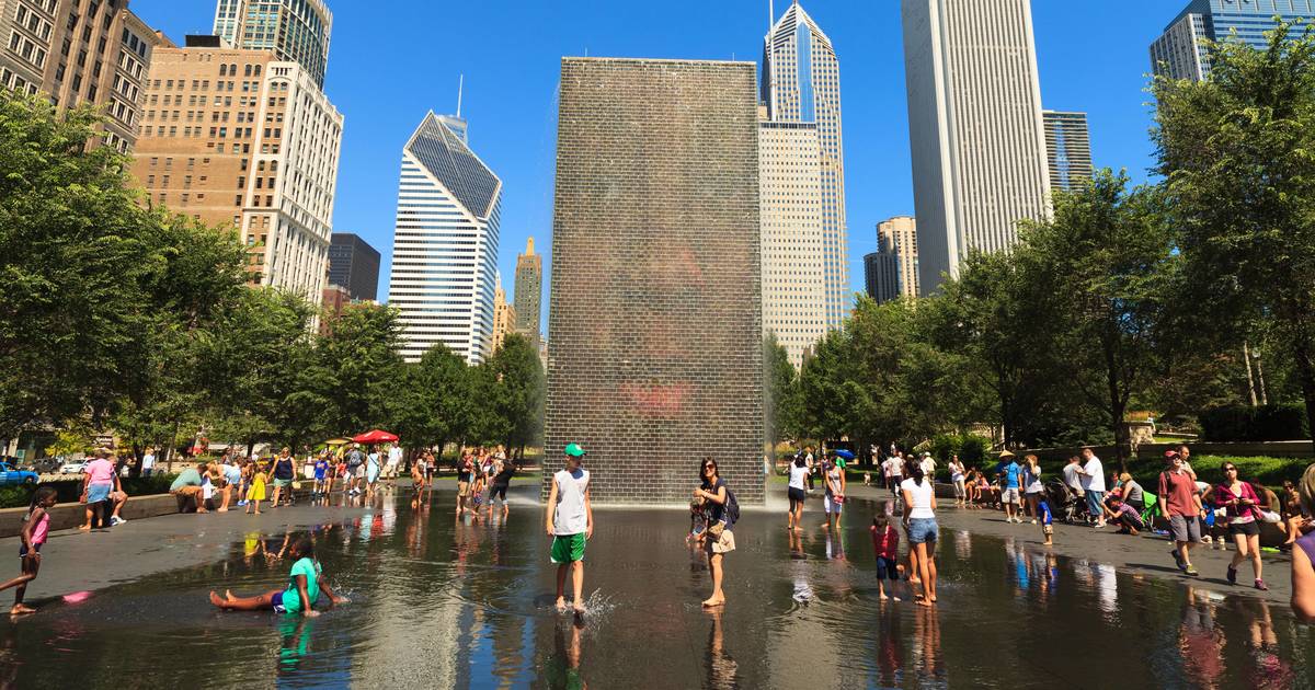 Moving to Chicago? Here are 15 Things to Know