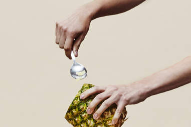 Pineapple Carving 101 Best Way To Carve A Pineapple Into A Cup