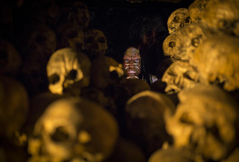 Universal Orlando S Skull Island Reign Of Kong Ride Is Terrifying