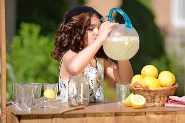 Kid’s lemonade stand