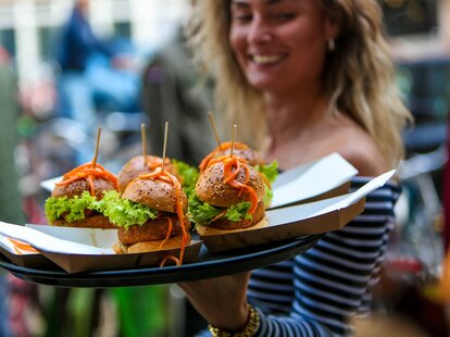 BAR JAMES - by Woodbury&Page