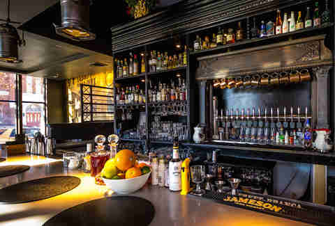 The Best On-Tap Cocktail Bar in 21 Cities in America - Thrillist