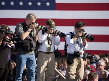 Photographers on presidential campaign
