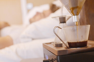 the barisieur brewing coffee