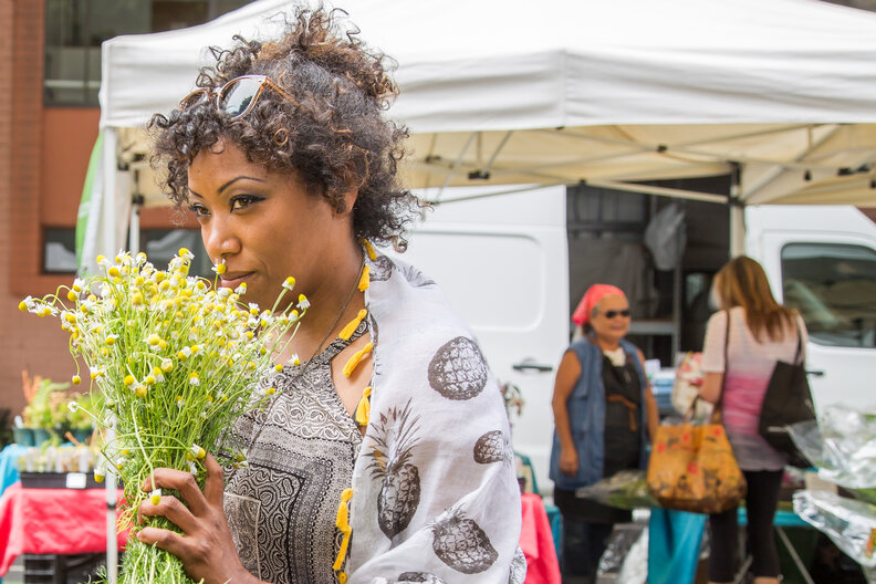 chamomile santa monica farmers market